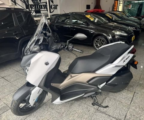 YAMAHA XMAX 250 CONNECTED 