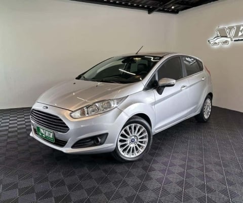 Ford Fiesta 1.6 16V Flex Aut. 5p  - Prata - 2013/2014