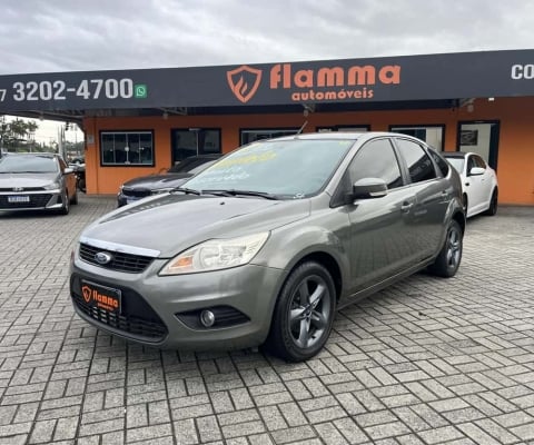 Ford Focus 1.6 S/SE/SE Plus Flex 8V/16V  5p