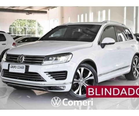 VOLKSWAGEN TOUAREG 4.2 R LINE V8 32V GASOLINA 4P TIPTRONIC