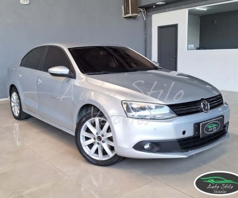 Volkswagen Jetta 2012 2.0 comfortline 120cv flex 4p tiptronic