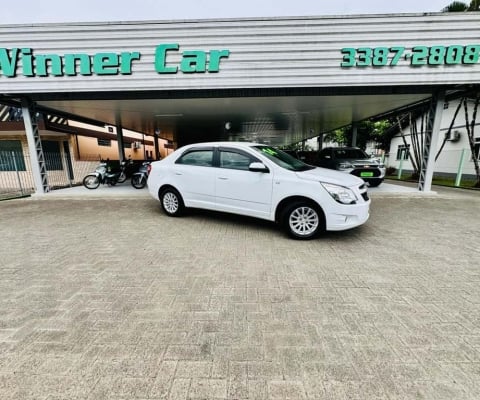 Chevrolet Cobalt LTZ 1.4 8V FlexPower/EconoFlex 4p  - Branca - 2013/2014