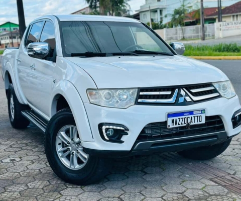 Mitsubishi L200 Triton HPE 3.2 CD TB Int.Diesel Aut