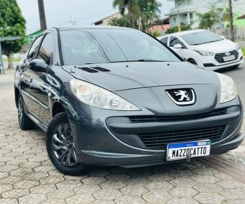 Peugeot 207 Sedan Passion XR 1.4 Flex 8V 4p