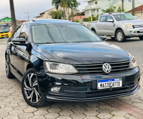 Volkswagen JETTA Highline 2.0 TSI 16V 4p Tiptronic