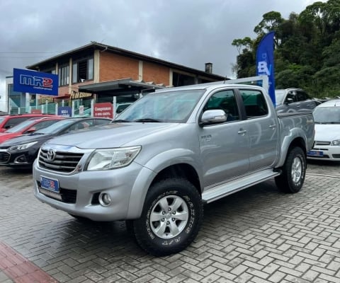 Toyota Hilux CD SRV 4x4 2.7 Flex 16V Aut.