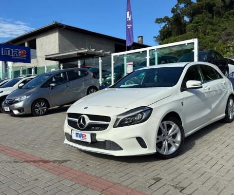 Mercedes-Benz Classe A 200 1.6 TB/Flex Aut.