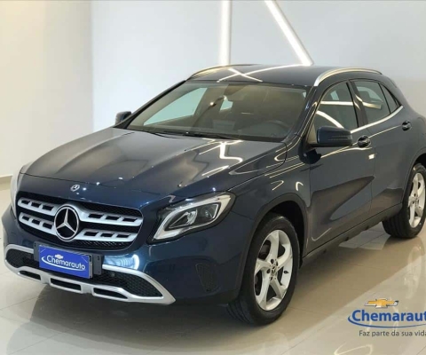 MERCEDES-BENZ GLA 200 1.6 CGI FLEX ADVANCE 7G-DCT