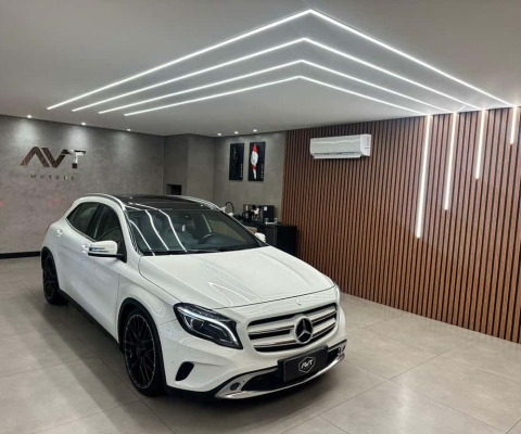 Mercedes-Benz Gla 200 Vis. Black Ed. 1.6 TB 16V  Aut. - Branca - 2015/2015