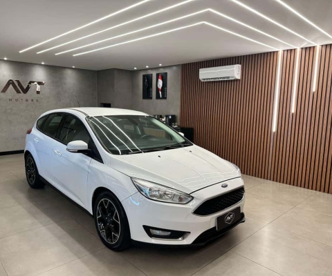 Ford Focus 2.0 16V/SE/SE Plus Flex 5p Aut.  - Branca - 2016/2017