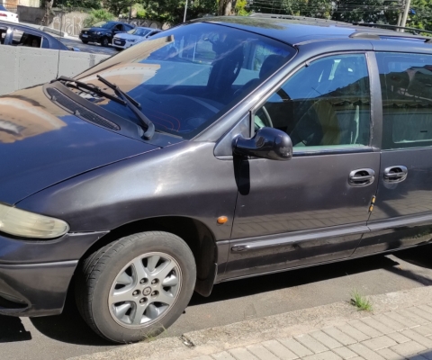 CHRYSLER CARAVAN à venda.