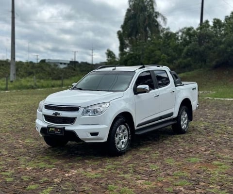 Chevrolet S-10 Pick-up LTZ 2.8 - Branca - 2015/2015