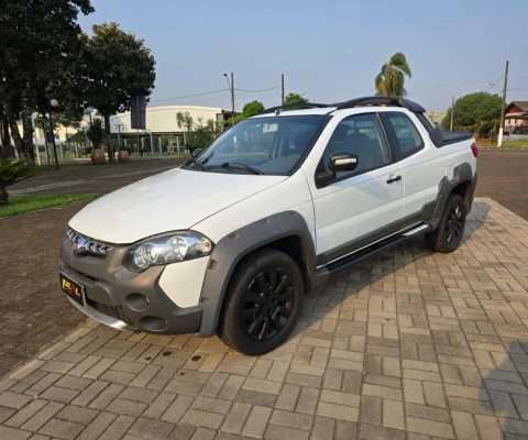 Fiat Strada Adventure 1.8  - Branca - 2014/2014