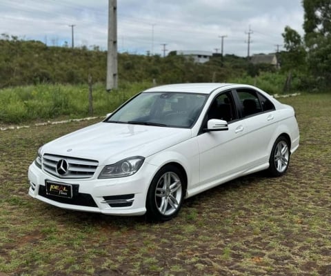 Mercedes-Benz C-180 Sport 1.6 - Branca - 2013/2014