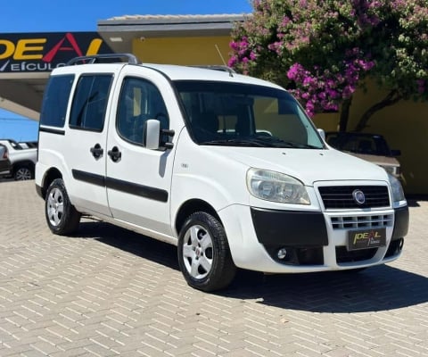 Fiat Doblo Essence 1.8 - Branca - 2011/2012