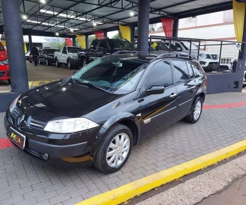 Renault Mégane Grand Tour Dynamique 2.0  - Preta - 2009/2010