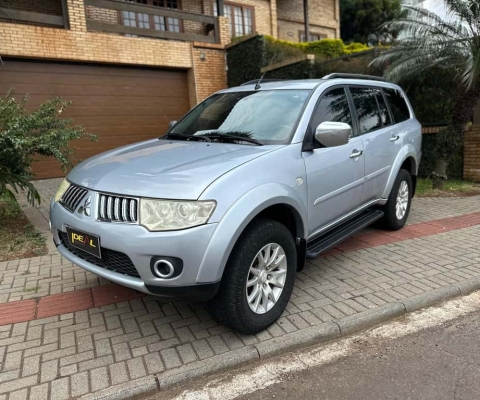 Mitsubishi Pajero Dakar 3.2 4x4 - Prata - 2010/2011