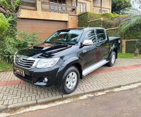 Toyota Hilux SRV 4x4 3.0 - Preta - 2014/2015