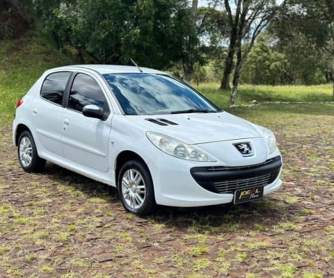 Peugeot 207 XR 1.4 - Branca - 2010/2011