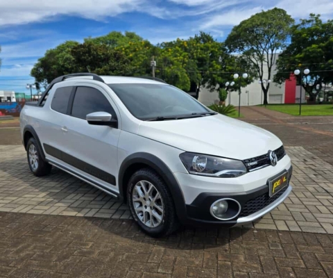 Volkswagen Saveiro Cross 1.6 - Branca - 2014/2015