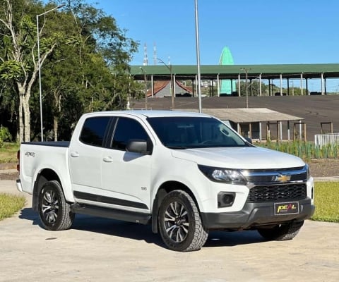 Chevrolet S-10 Pick-up LS 2.8 4x4 - Branca - 2021/2022