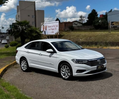 Volkswagen Jetta Comfort. 250 TSI 1.4 - Branca - 2020/2020