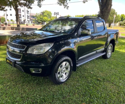 Chevrolet S-10 Pick-up LTZ 2.8  - Preta - 2015/2016