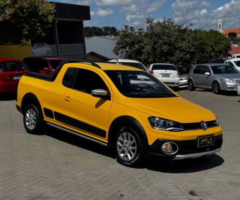 Volkswagen Saveiro   CE CROSS - Amarela - 2013/2014