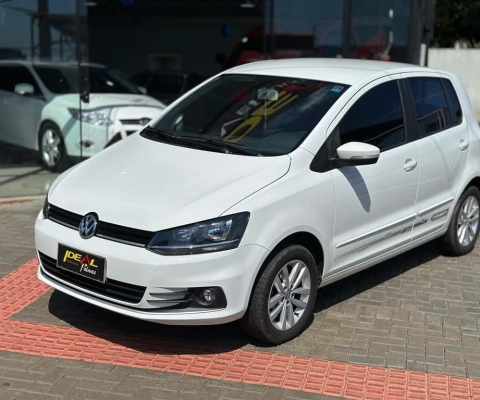 Volkswagen Fox W/ CONNECT MB - Branca - 2021/2021