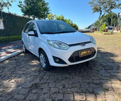 Ford Fiesta Sedan 1.6 - Branca - 2013/2014