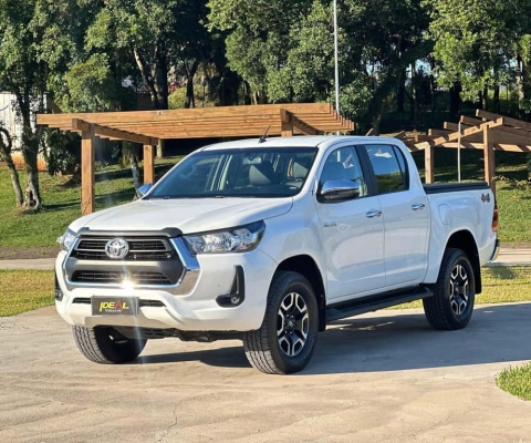 Toyota Hilux /  CDSR A4FD - Branca - 2022/2022