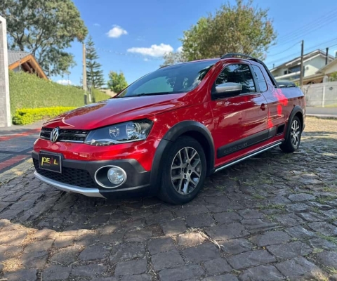 Volkswagen Saveiro CROSS - Vermelha - 2013/2014