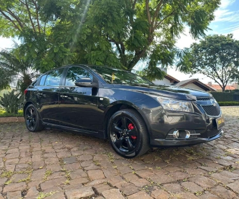 Chevrolet Cruze LTZ 1.8 - Preta - 2013/2014