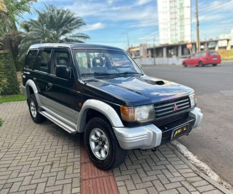 Mitsubishi Pajero GLS 2.8 - Azul - 1995/1996