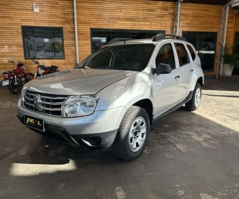 Renault Duster Expression 1.6  - Prata - 2013/2014