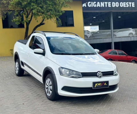 Volkswagen Saveiro 1.6  - Branca - 2013/2014