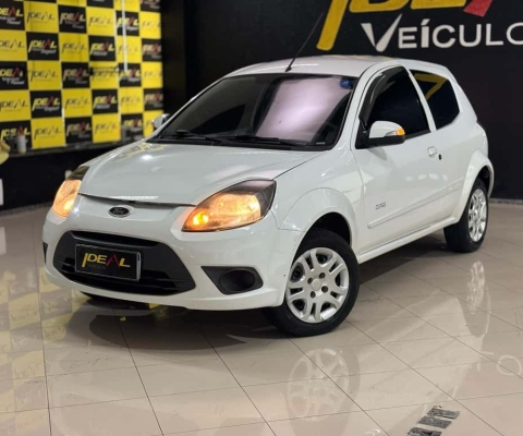 Ford KA 1.0 8V/1.0 8V ST Flex 3p  - Branca - 2012/2013