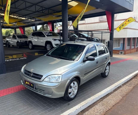 Chevrolet Corsa Hatch Corsa Hat. Maxx 1.8 MPFI FlexPower 5p  - Cinza - 2005/2006