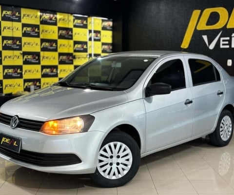 Volkswagen Voyage Trendline 1.6  - Prata - 2014/2015