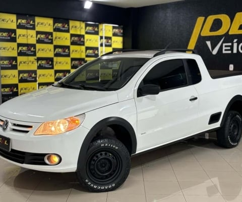 Volkswagen Saveiro 1.6 Mi CE  - Branca - 2011/2012