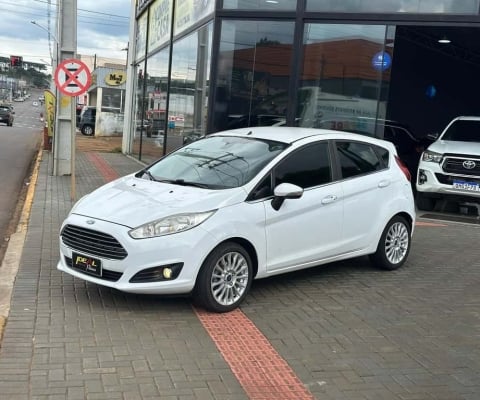 Ford Fiesta 1.6 Flex - Branca - 2015/2016