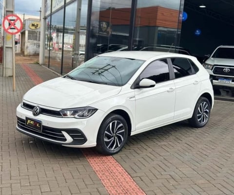 Volkswagen Polo Highline TSI - Branca - 2023/2024