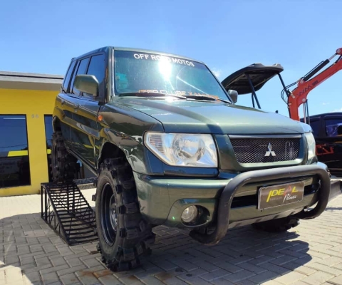 Mitsubishi Pajero TR4 2.0 - Verde - 2004/2005