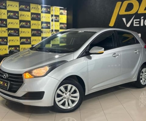 Hyundai HB20 Comfort 1.6  - Prata - 2015/2016