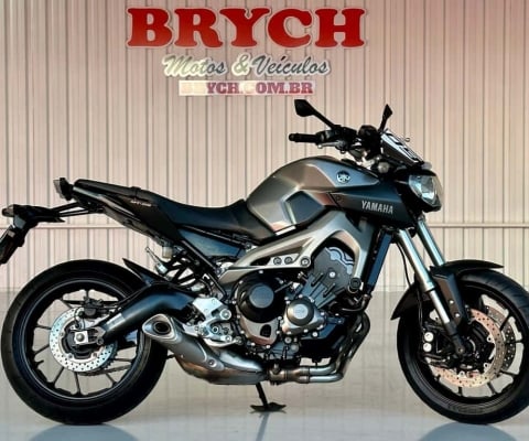 Yamaha MT-09 ABS - Cinza - 2014/2015