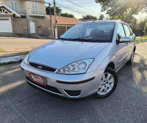 Focus Sedan 1.6 manual completo 2009