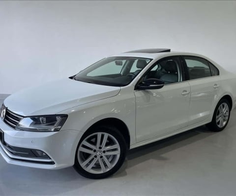 VOLKSWAGEN JETTA 2.0 TSI HIGHLINE 211CV GASOLINA 4P TIPTRONIC