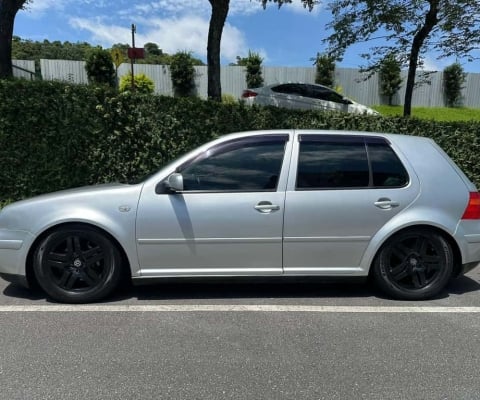 Volkswagen Golf 2.0 MI - Prata - 2001/2001