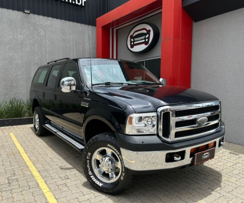 F-250 Tropivan Plus 3.9 Diesel 8 lugares