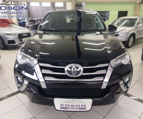 Toyota Hilux SW4 SRV 4x2 2.7 Flex 16V Aut.